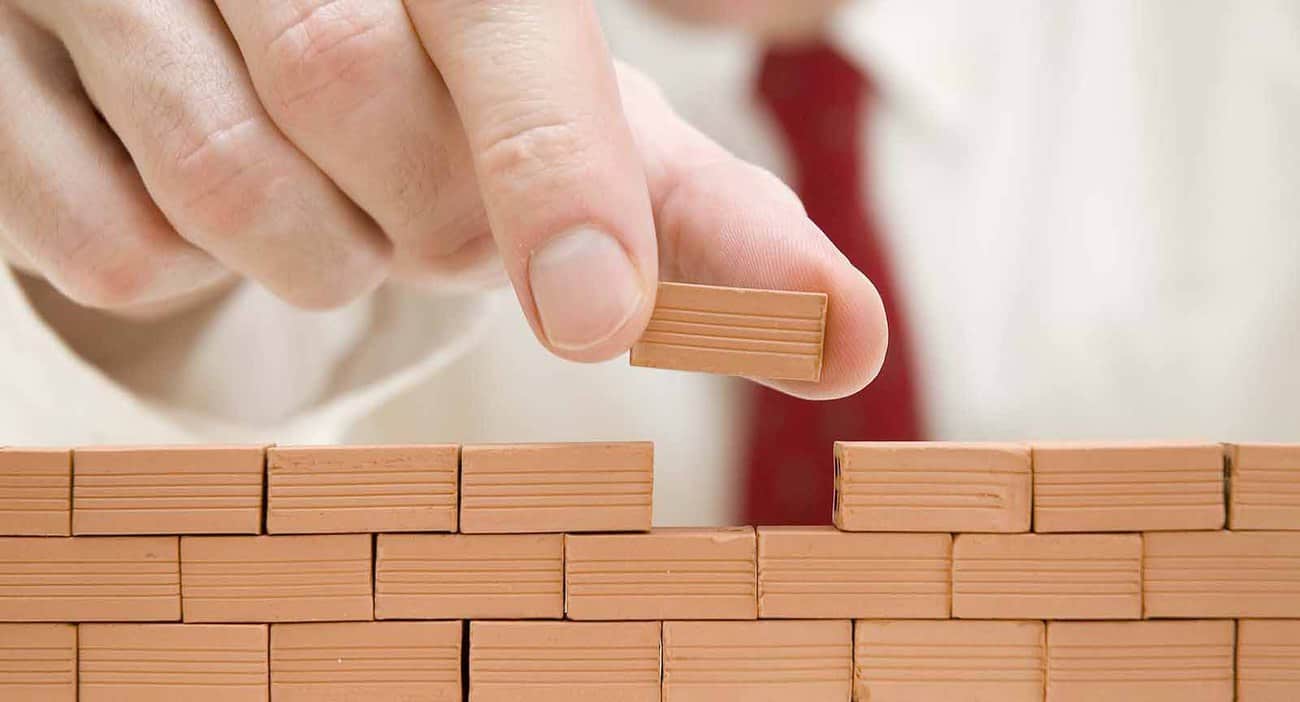 What Can a Party Wall Delay Actually Cost a Project Kirkham?
